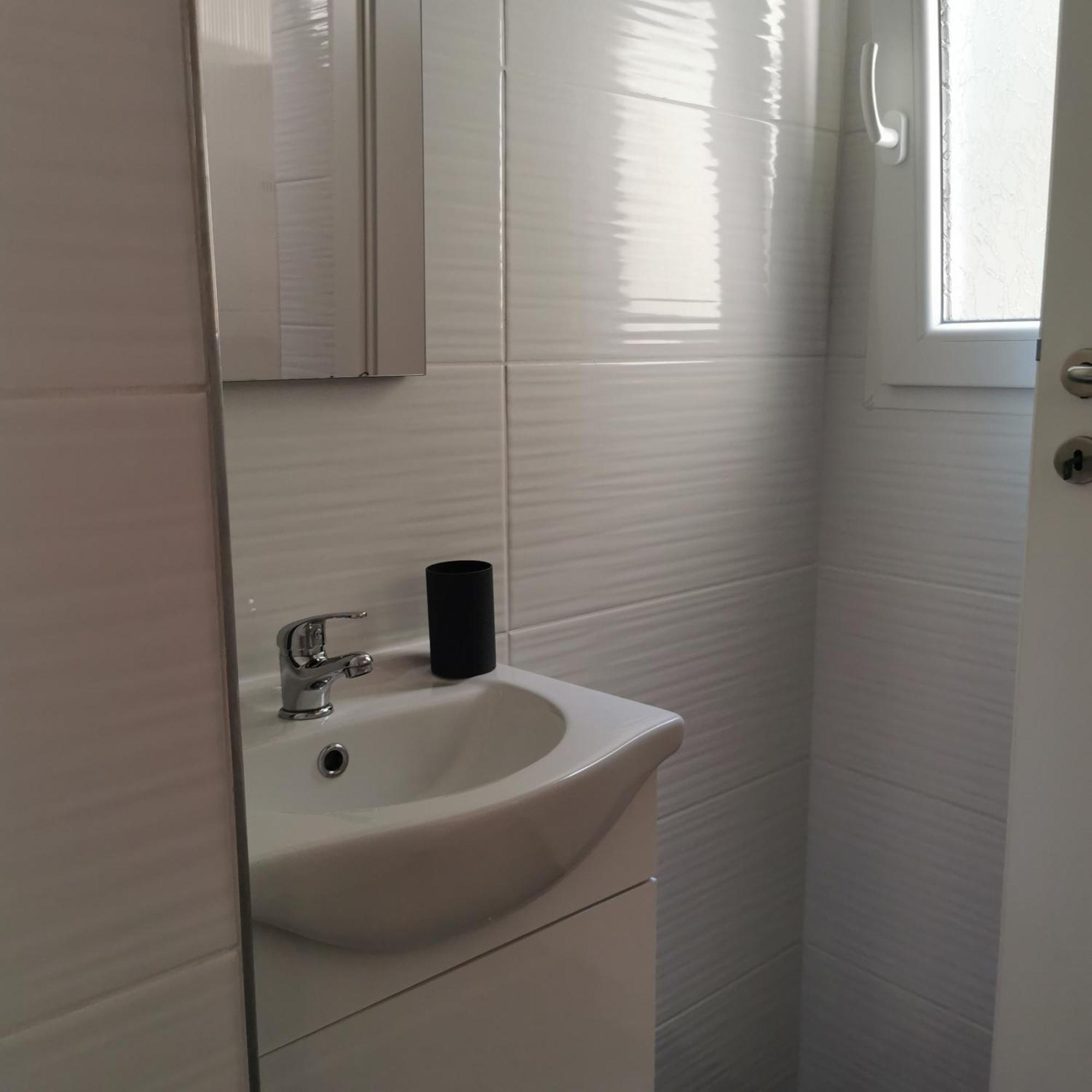 شقة Apartma Jelena كوبر المظهر الخارجي الصورة