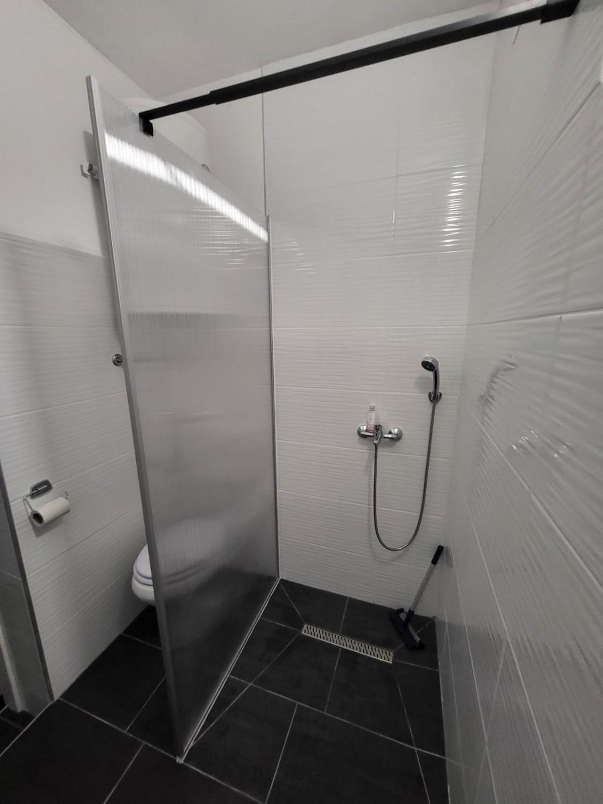 شقة Apartma Jelena كوبر المظهر الخارجي الصورة